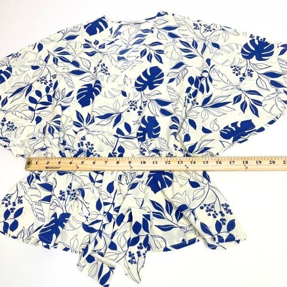 Sweet Rain| Women's Hawaiian Print Top| Dolman Sleeve Blouse Size M - Picture 8 of 10